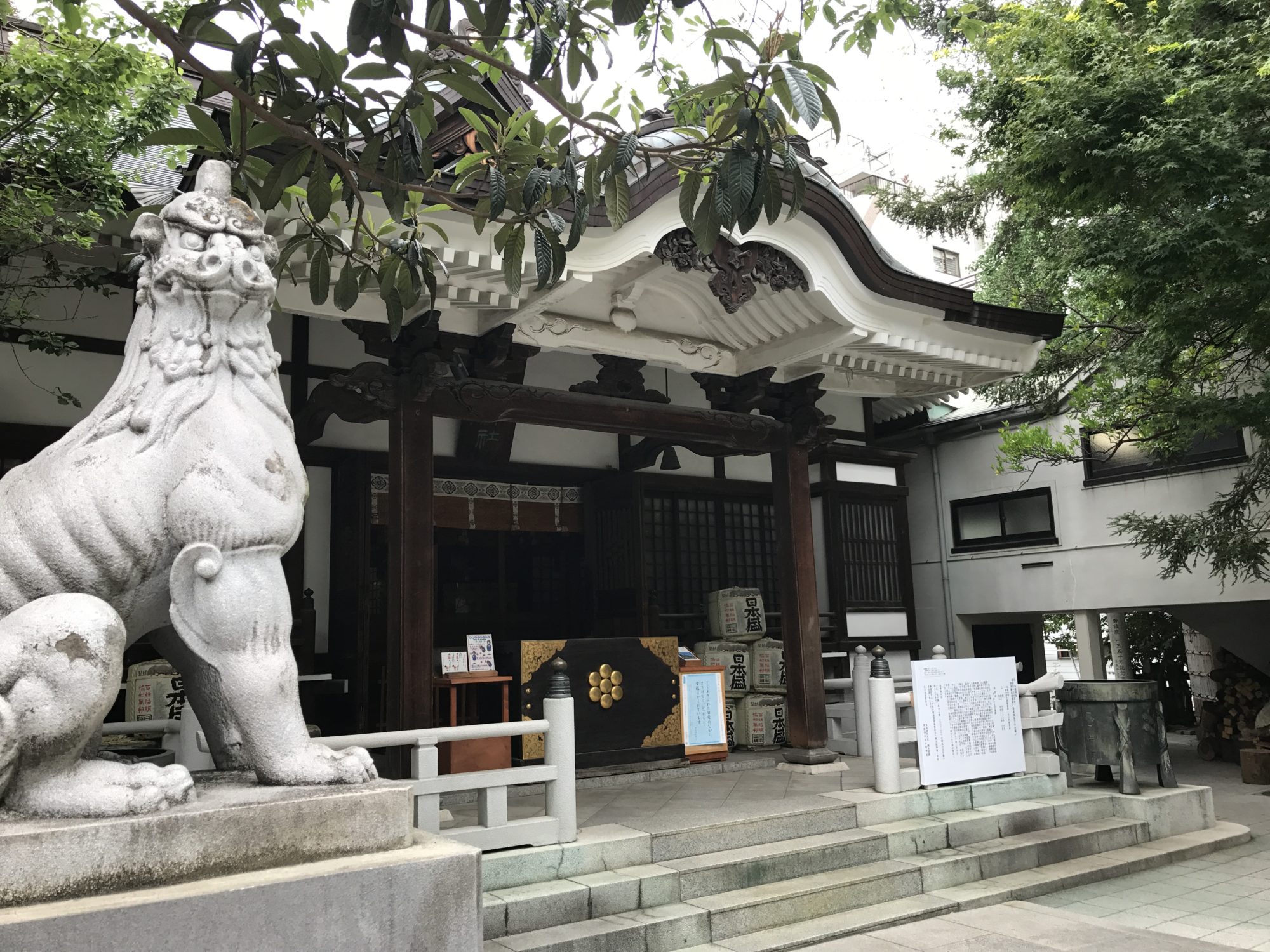 鳥越神社