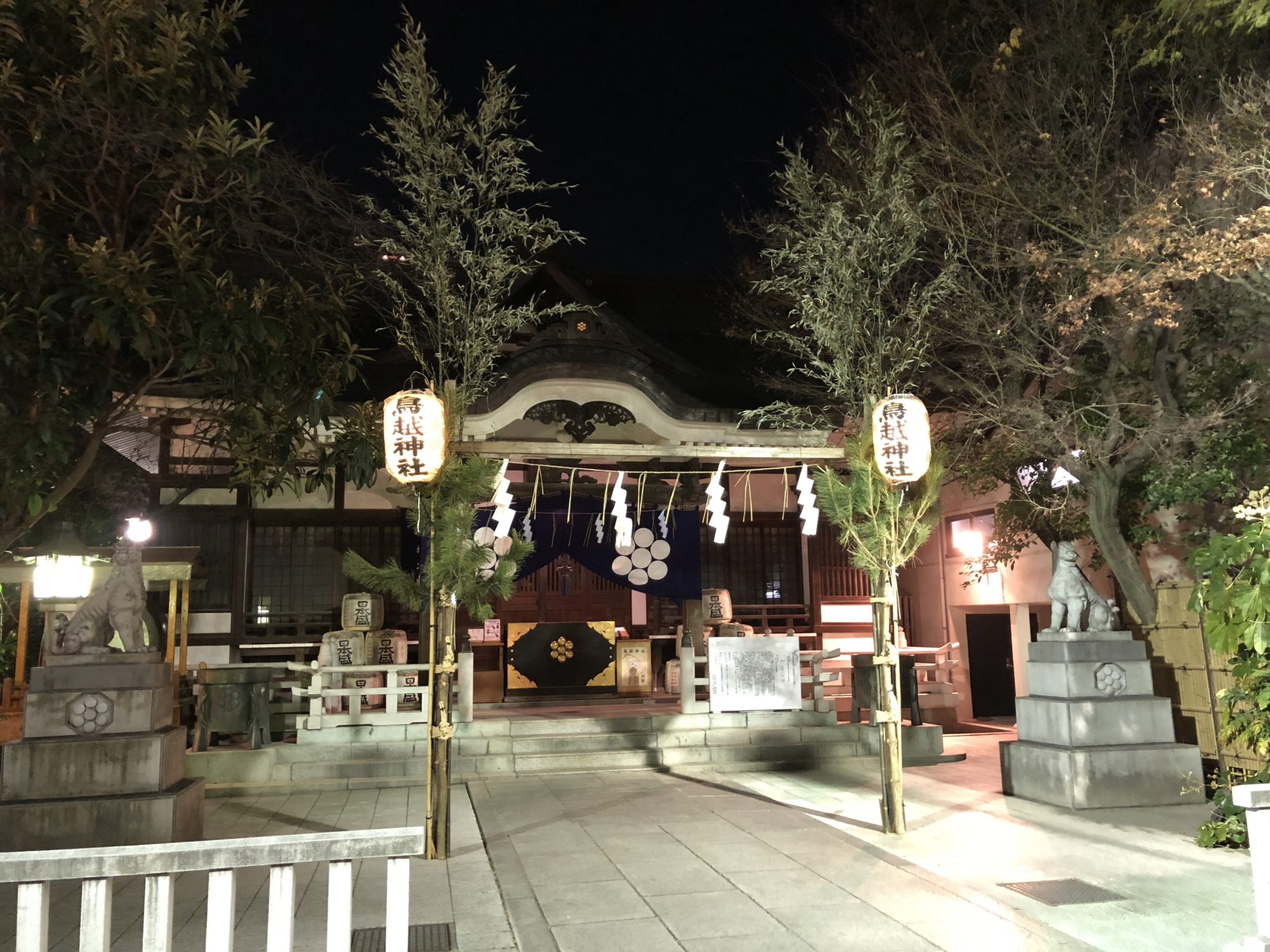 深夜の鳥越神社